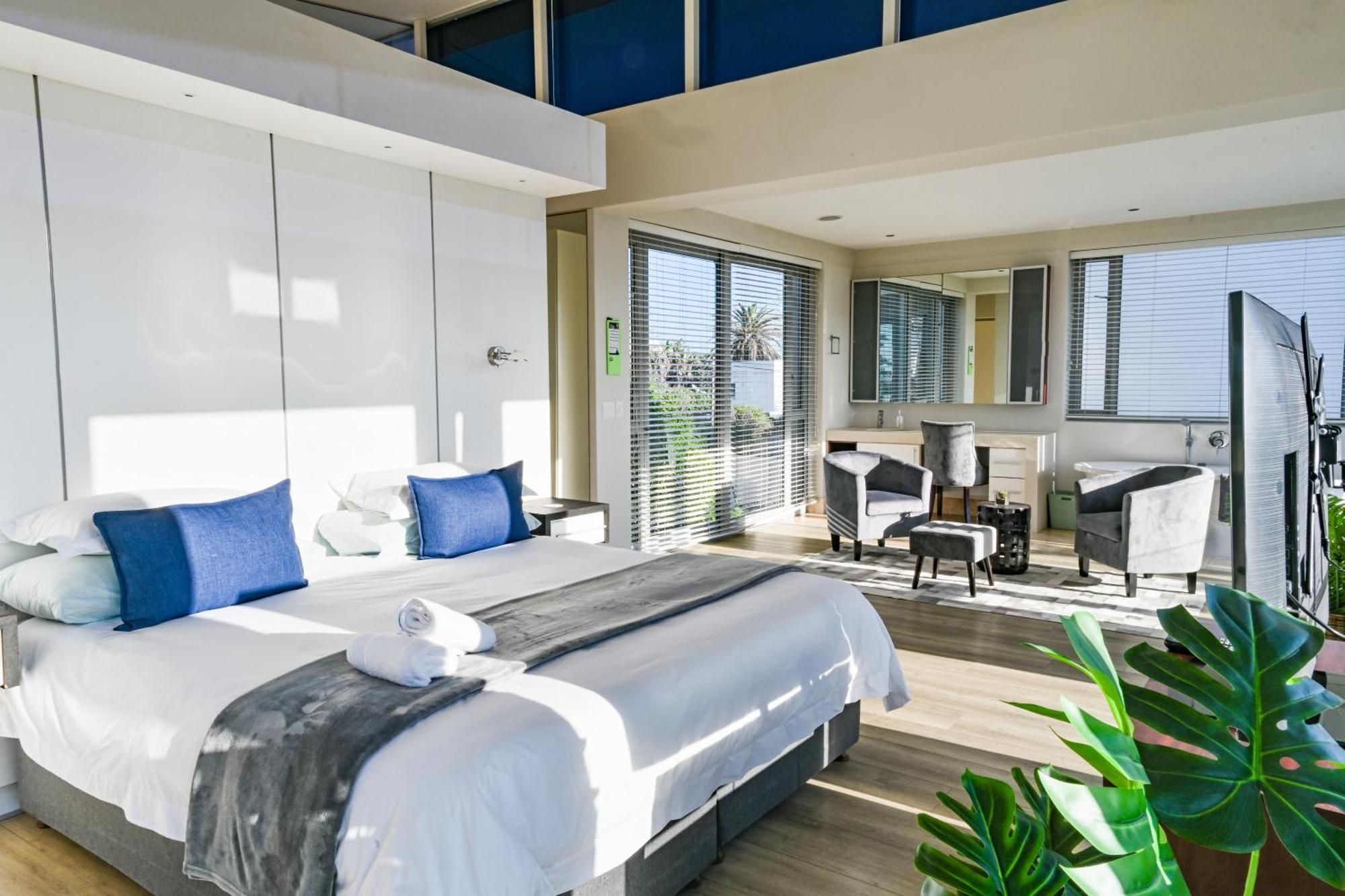 Gnd Properties Luxury Holiday Home Puerto Elizabeth Exterior foto